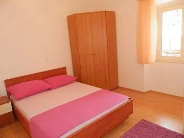 شقة Lapad