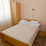 Lapad Apartment *